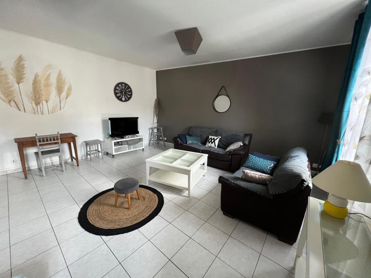 La Plume Wifi Parking Un-Sejour-A-Part Apartment Clouange Exterior photo